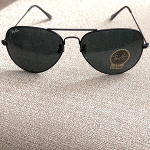 RayBan Classic Black Aviators